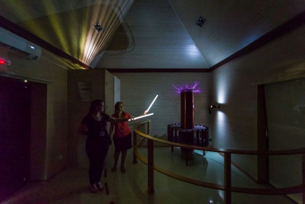 Memorijalni centar Nikola Tesla Smiljan, Lika