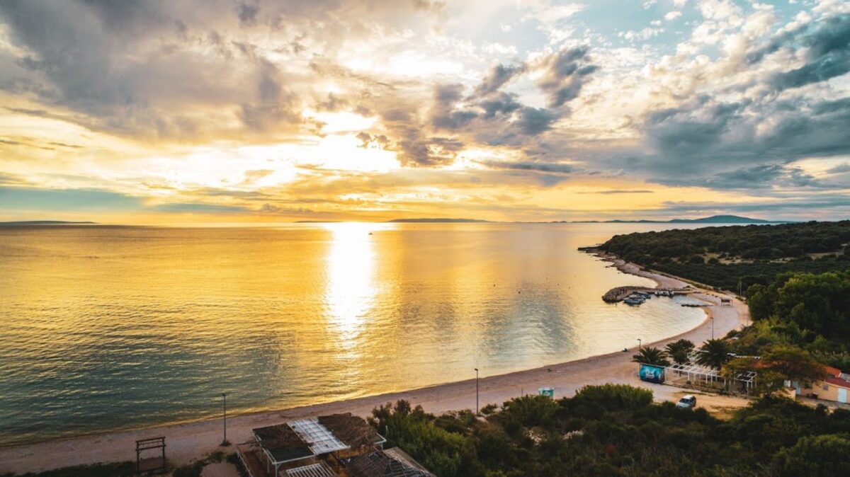 plaža branićeva novalja