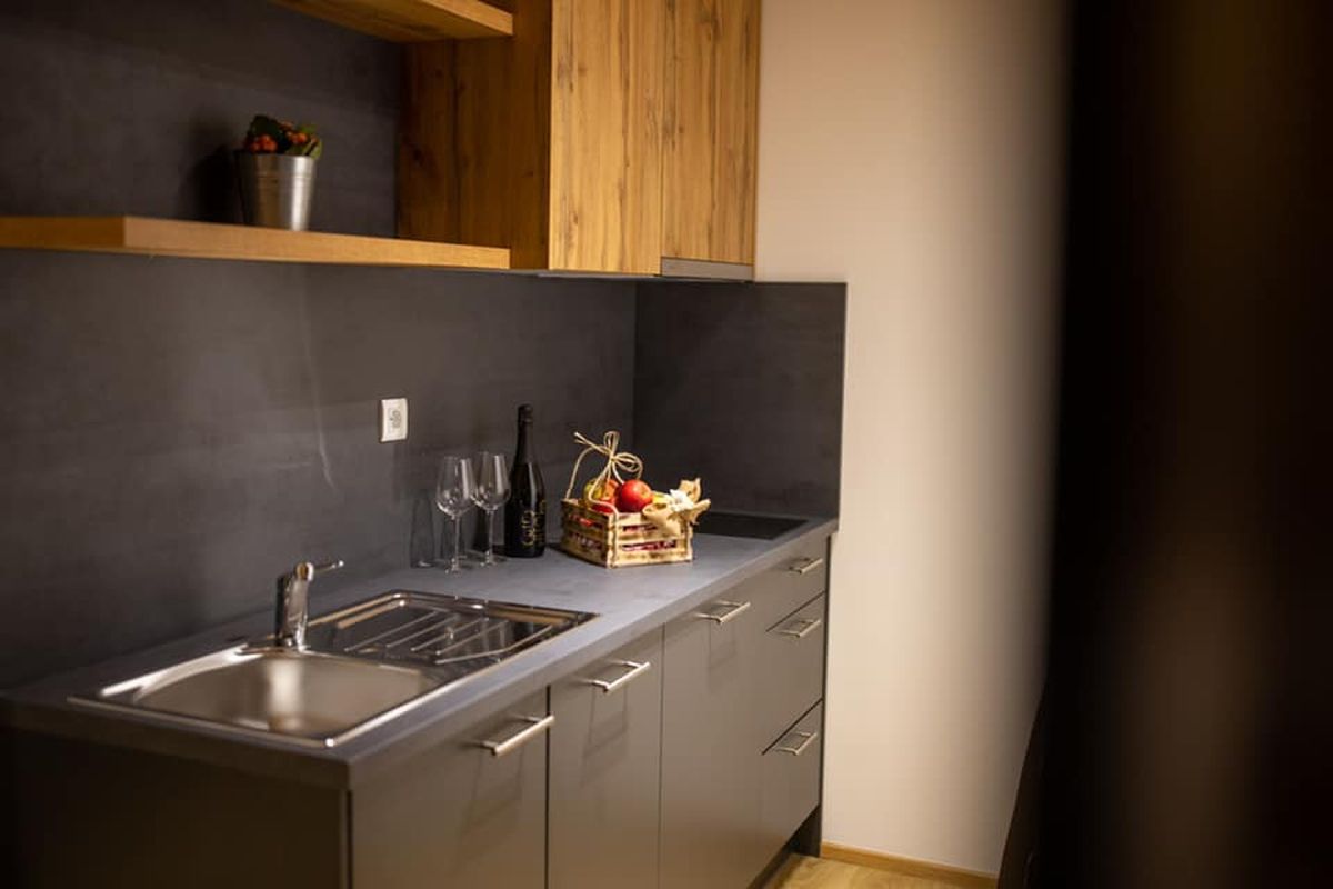 vinski kamp hadžić