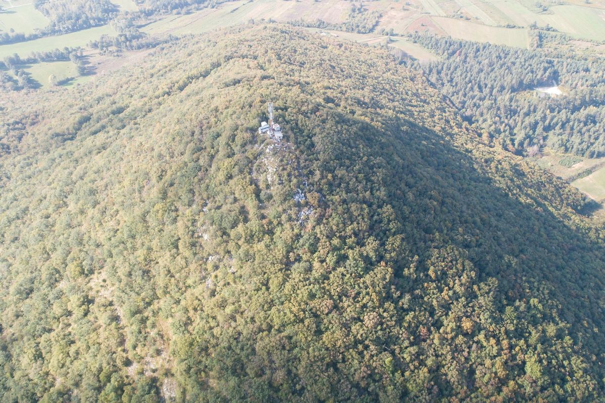 tri dana tri vrha
