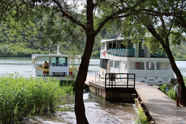 brodovi Ro&scaron;ki slap