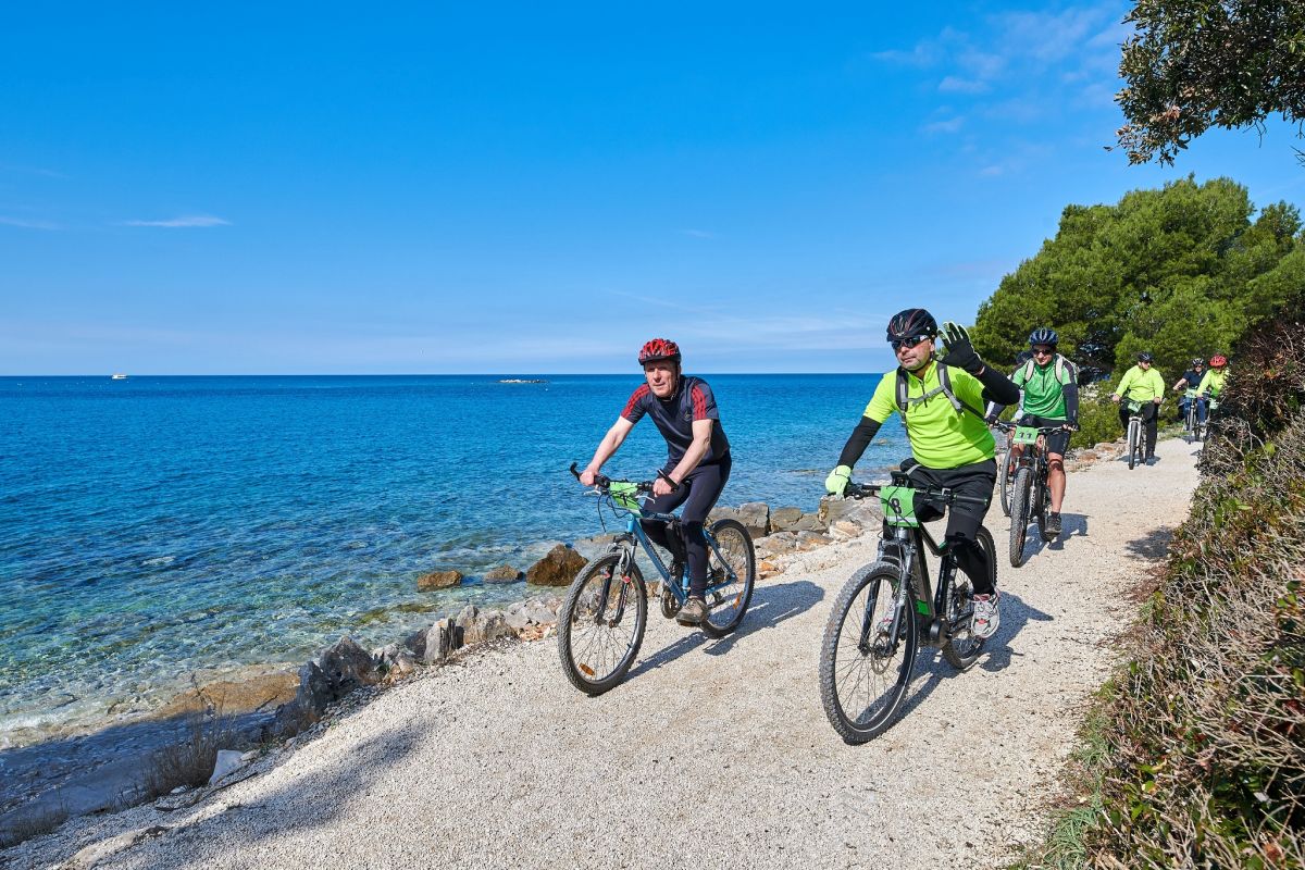 Weekend Bike Gourmet Tour