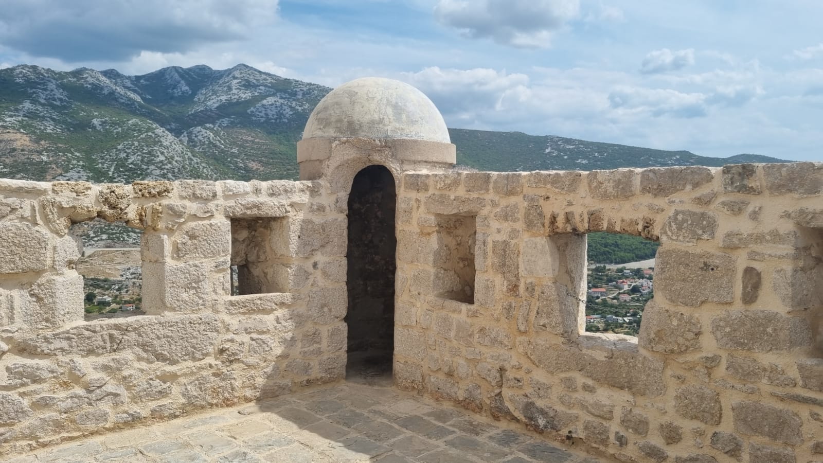 klis
