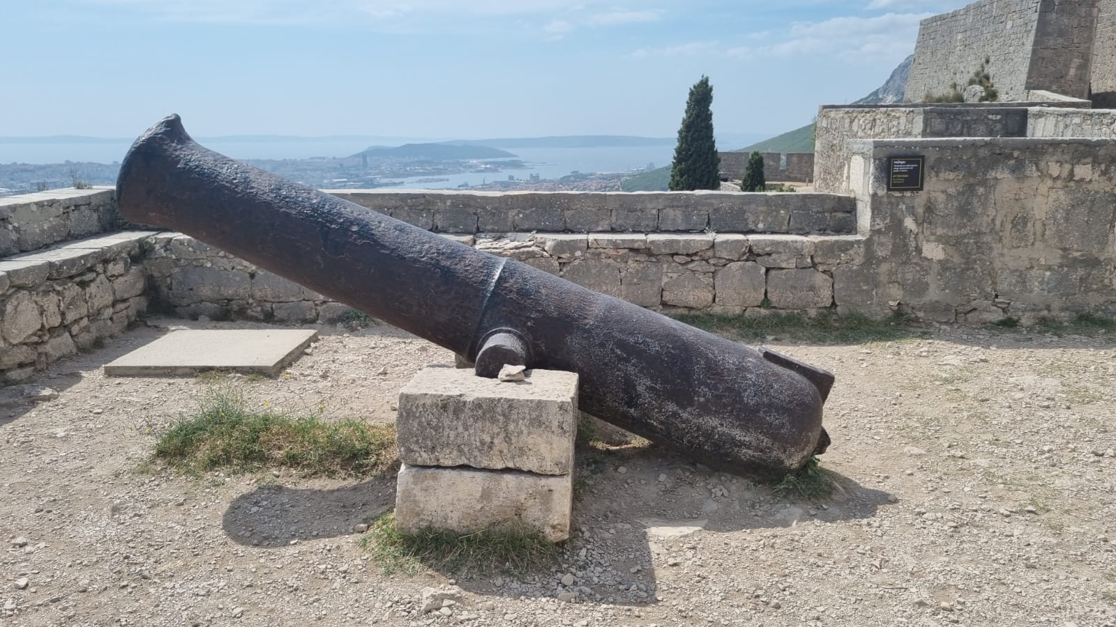 klis