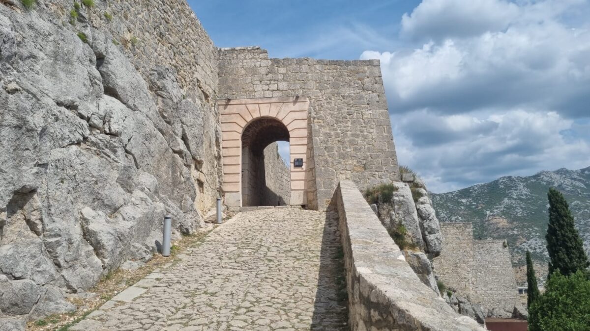 klis utvrda