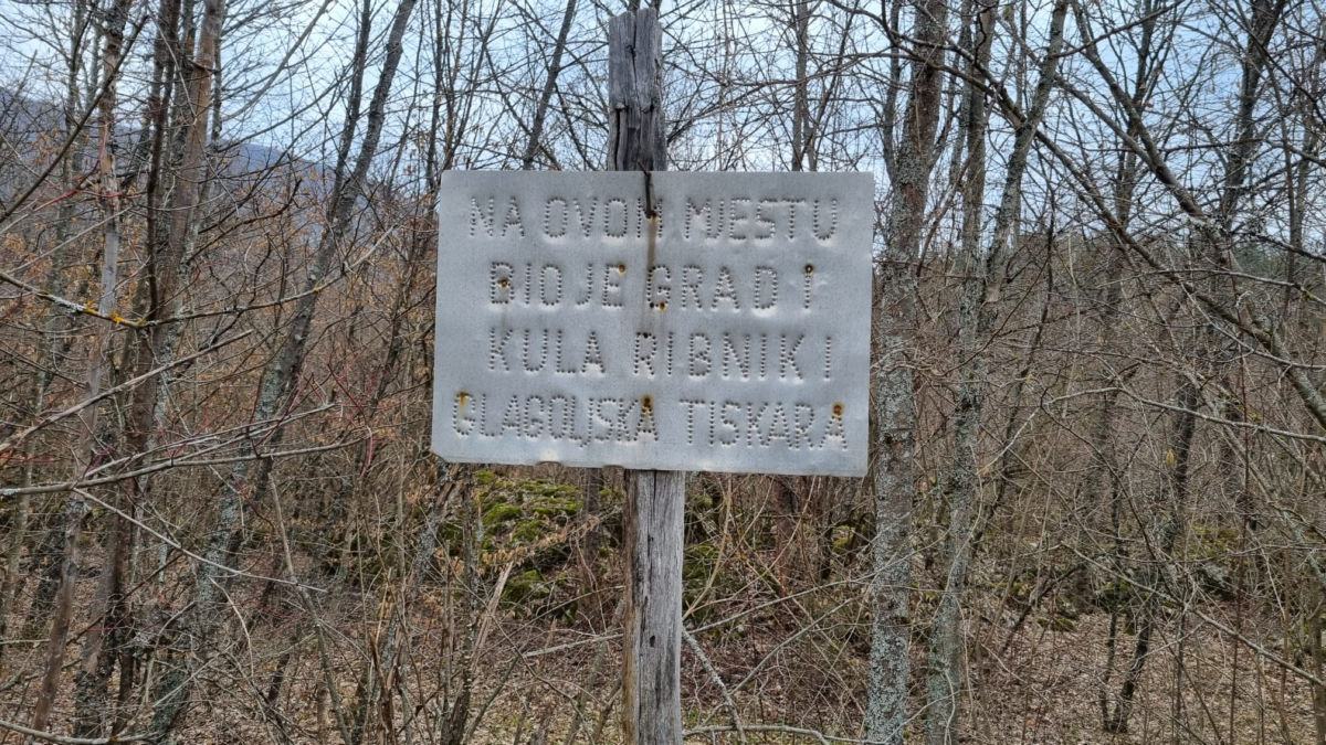 putokaz grad i kula ribnik