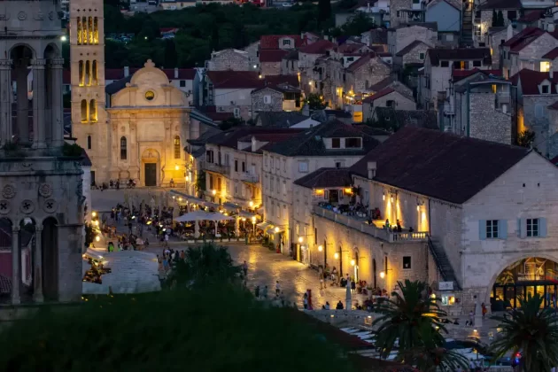 grad hvar, arsenal