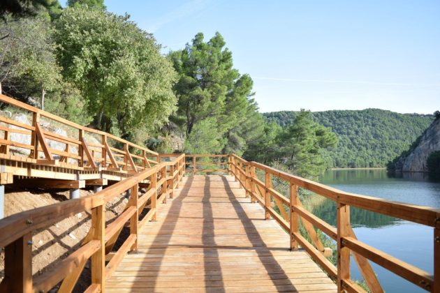 pje&scaron;ačka staza krka