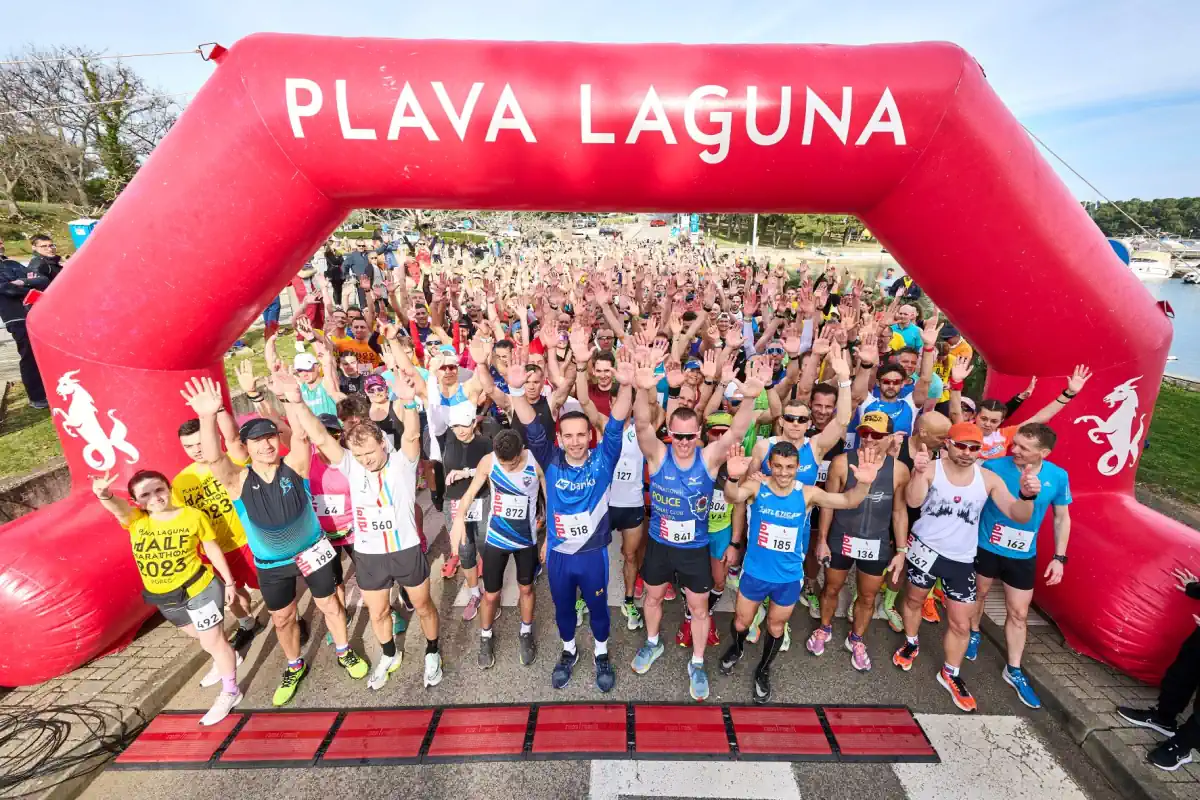 plava laguna polumaraton u poreču