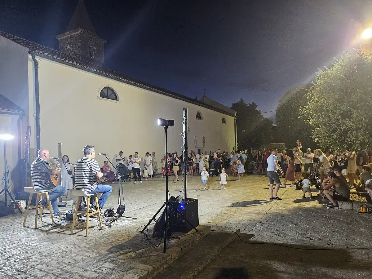 večernji program