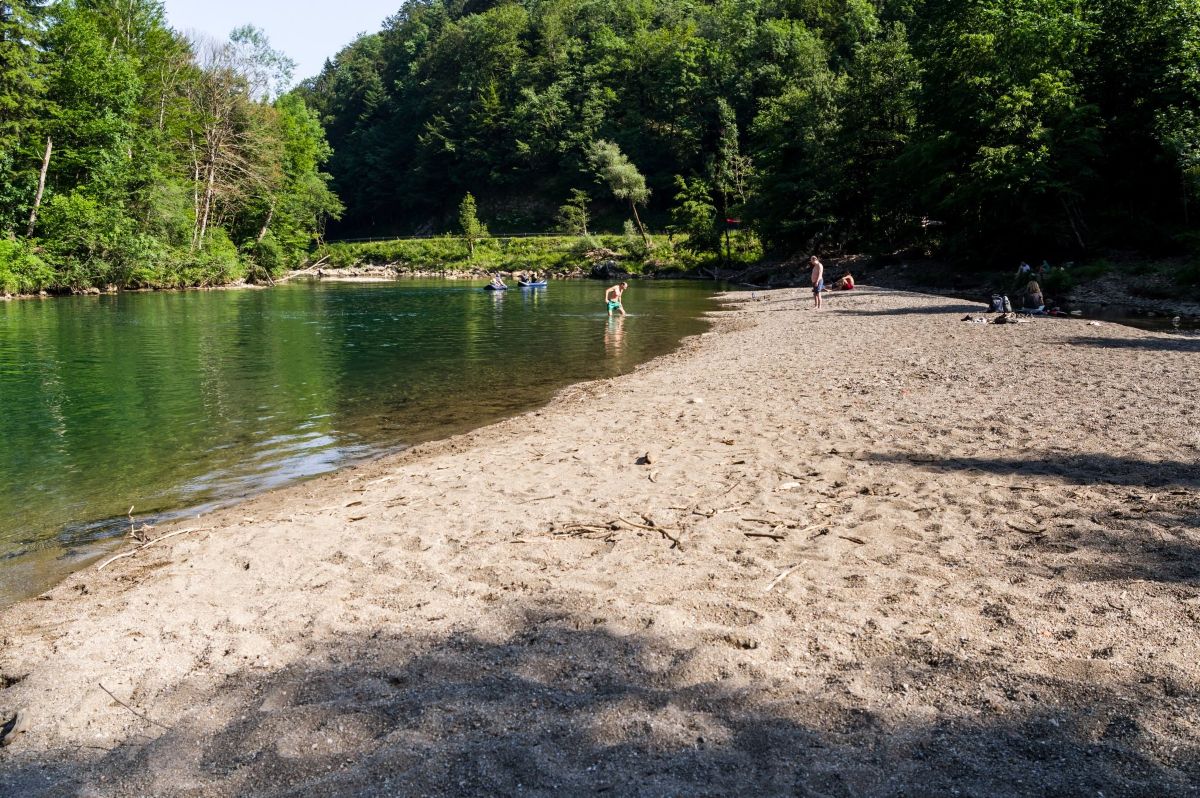 rijeka Kupa, Gorski kotar, Dabrova plaža, kupanje, plaža