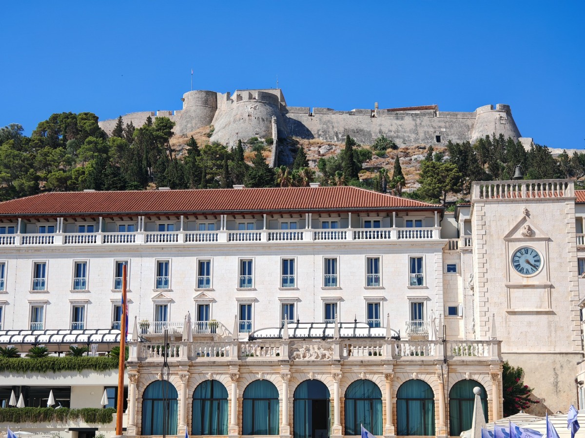 hvar