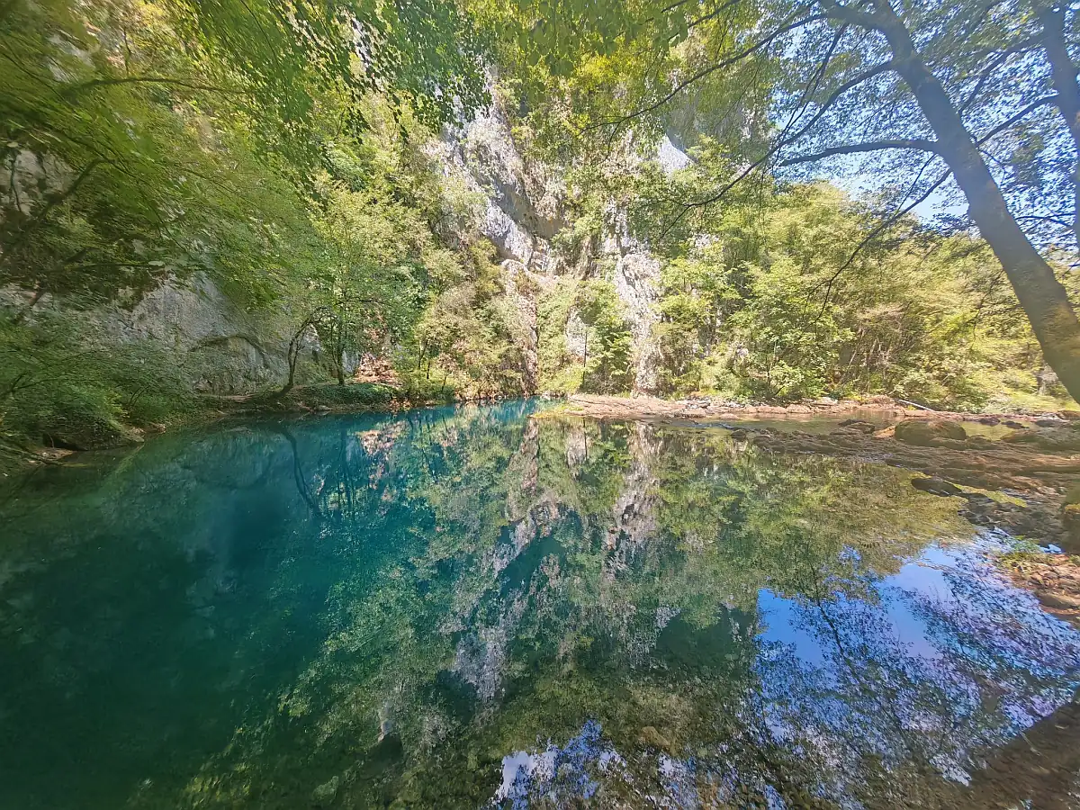 vrelo une