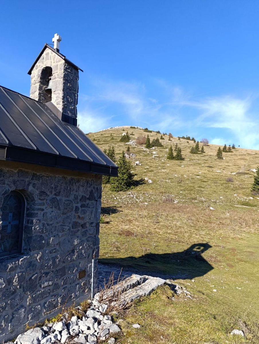 Velebit, crkva, outdoor, planinarenje, priroda