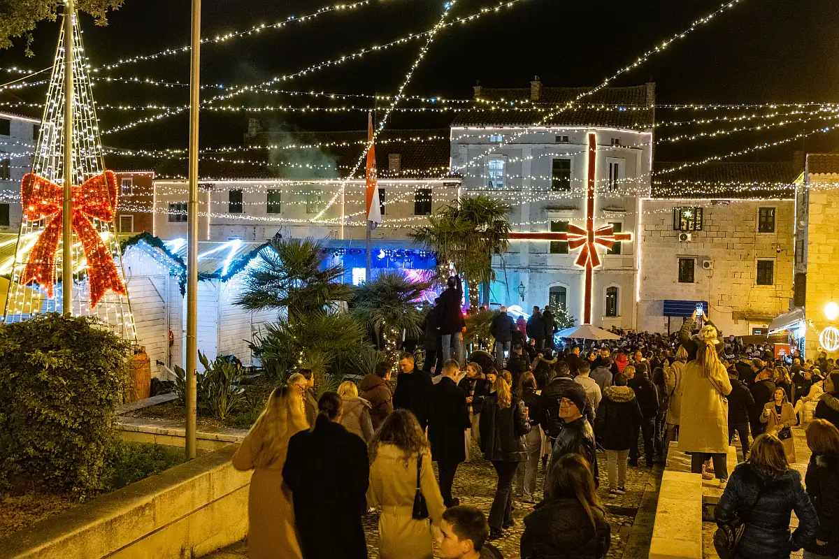 advent makarska