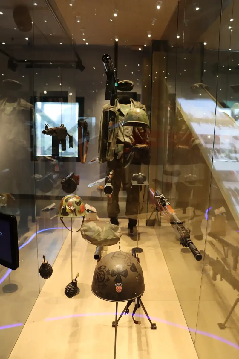 Muzej Domovinskog rata Karlovac-Turanj