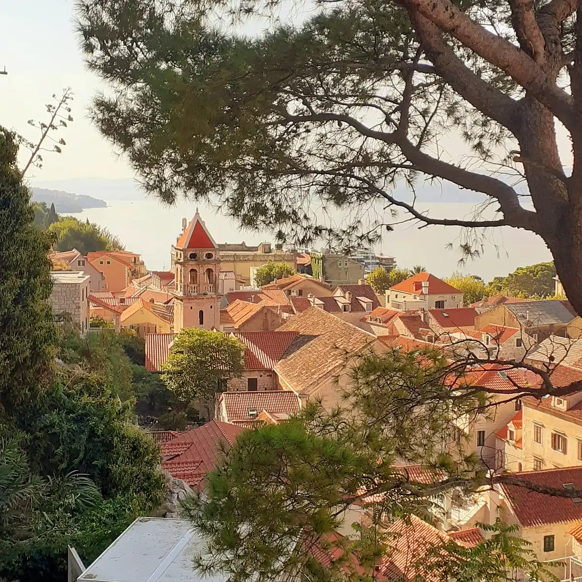 zašto posjetiti Omiš
