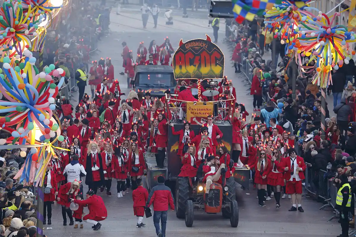 Rijeka karneval, karnevali Europe