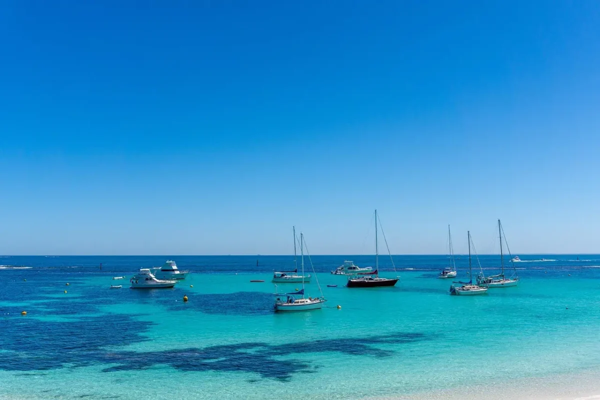 ottnest Island (Wadjemup) - rajski otok quokka s prošlošću koja mijenja pogled na putovanja