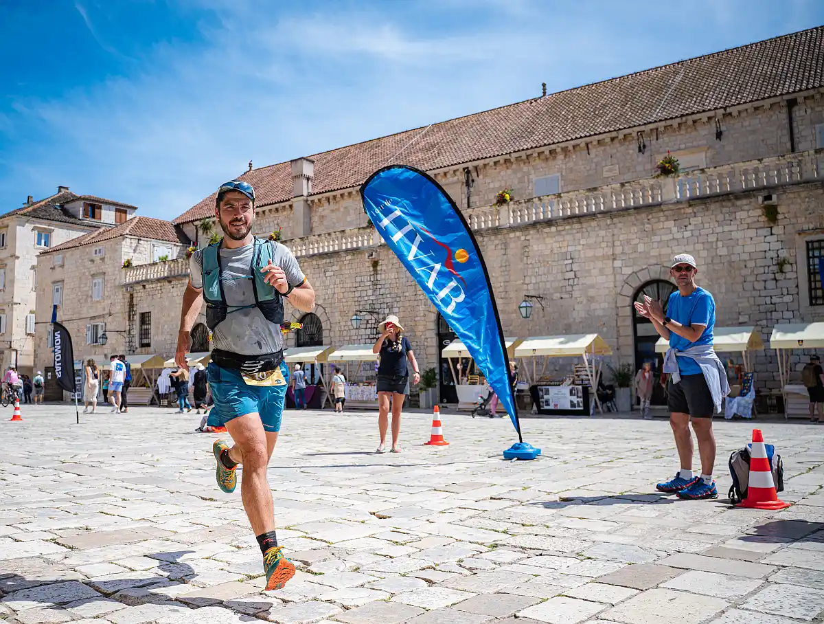 Tour de Hvar