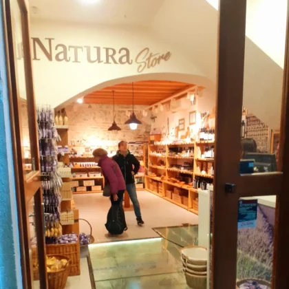 Split Natura store
