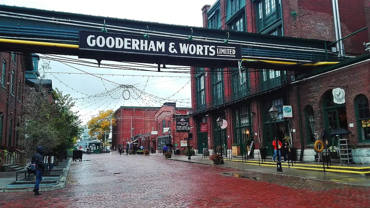 Toronto - distillery