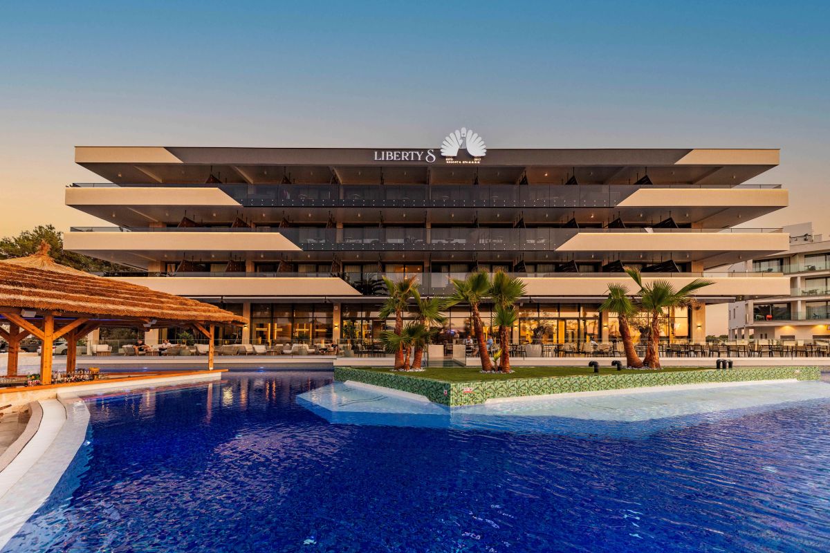 Liberty S, hotel, Novalja