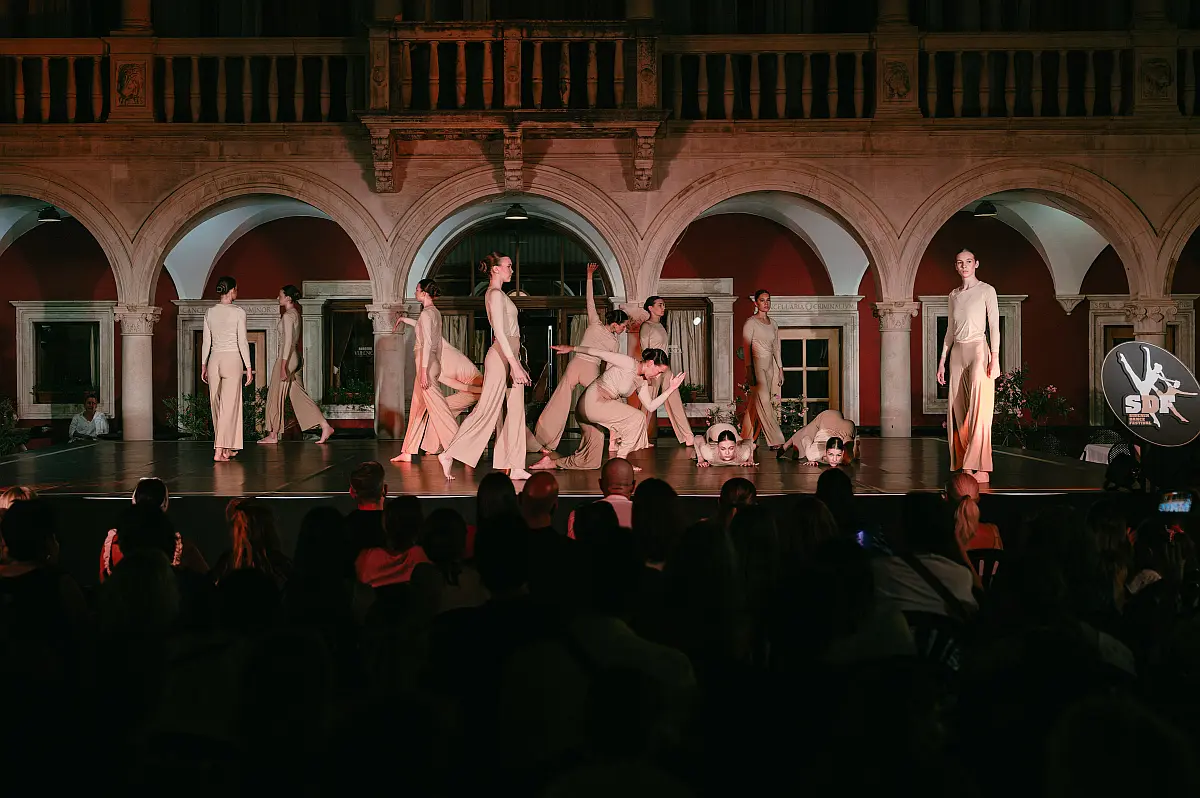 Otvorenje jubilarnog 15. izdanja Šibenik Dance Festivala na Trgu Republike Hrvatske u Šibeniku.