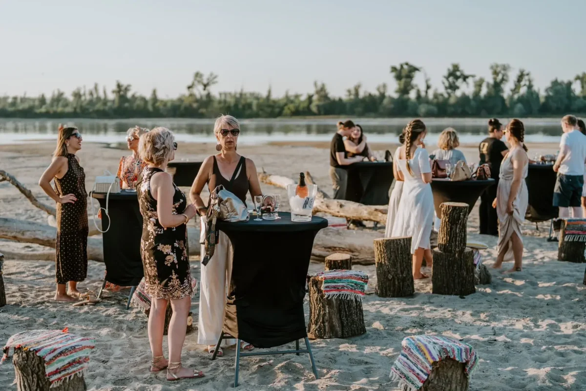 Pjenušavi party Izvora života u Iloku