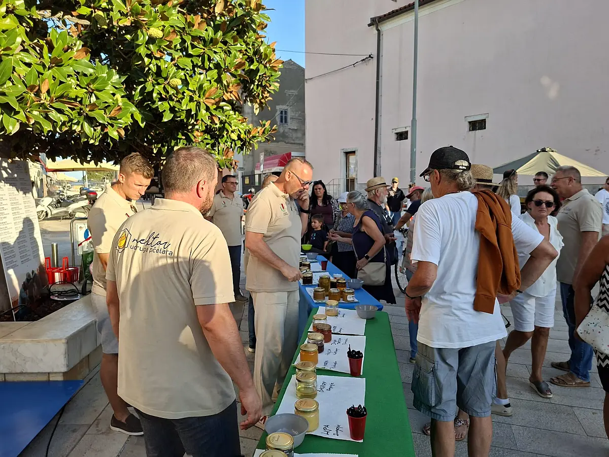 degustacija meda udruge Nektar Poreč