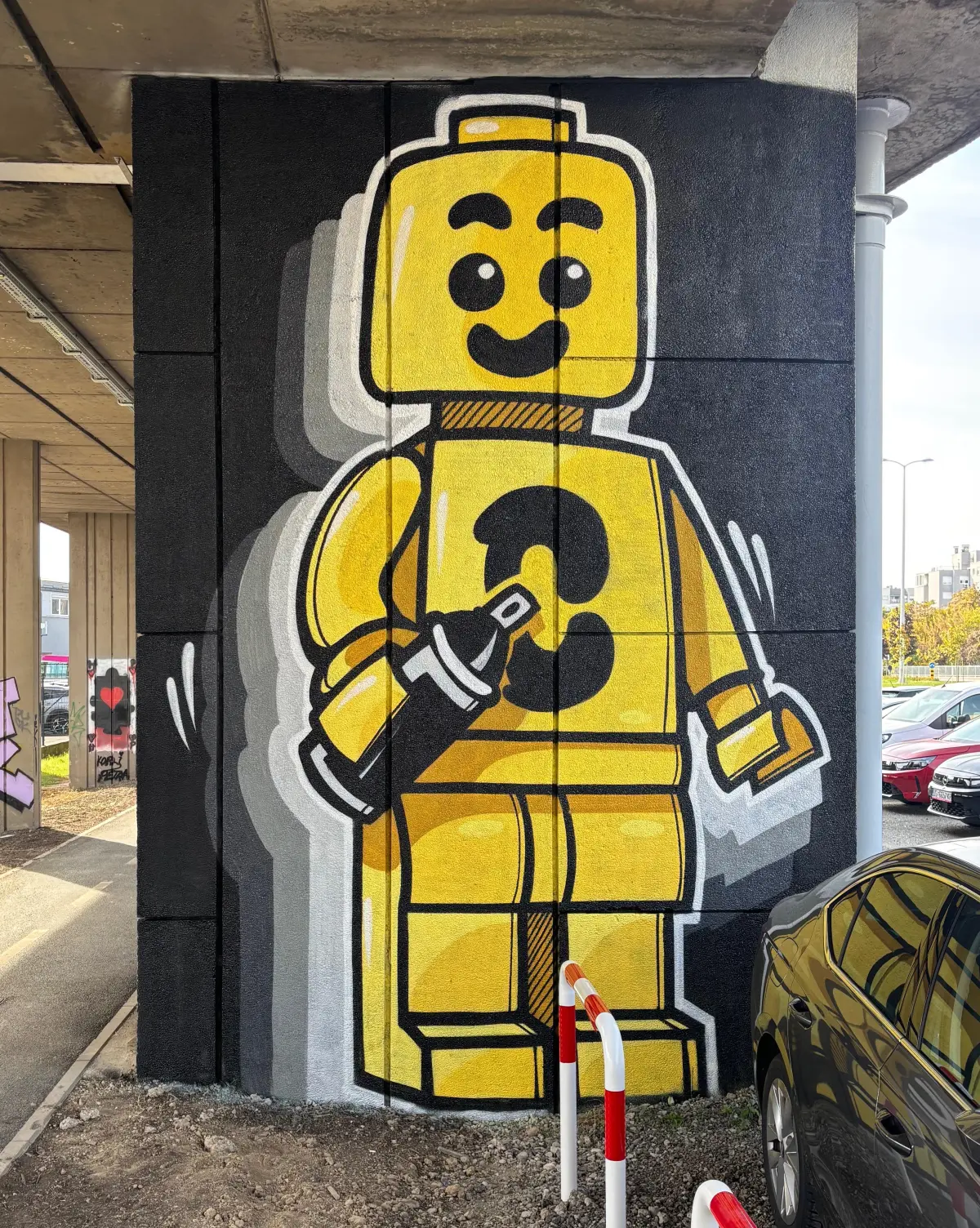 Piece of Zagreb – graffiti i street art radovi na stupovima uz Branimirovu u Zagrebu